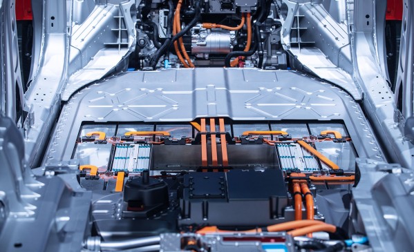 Batterie_Elektro_Auto_1920px